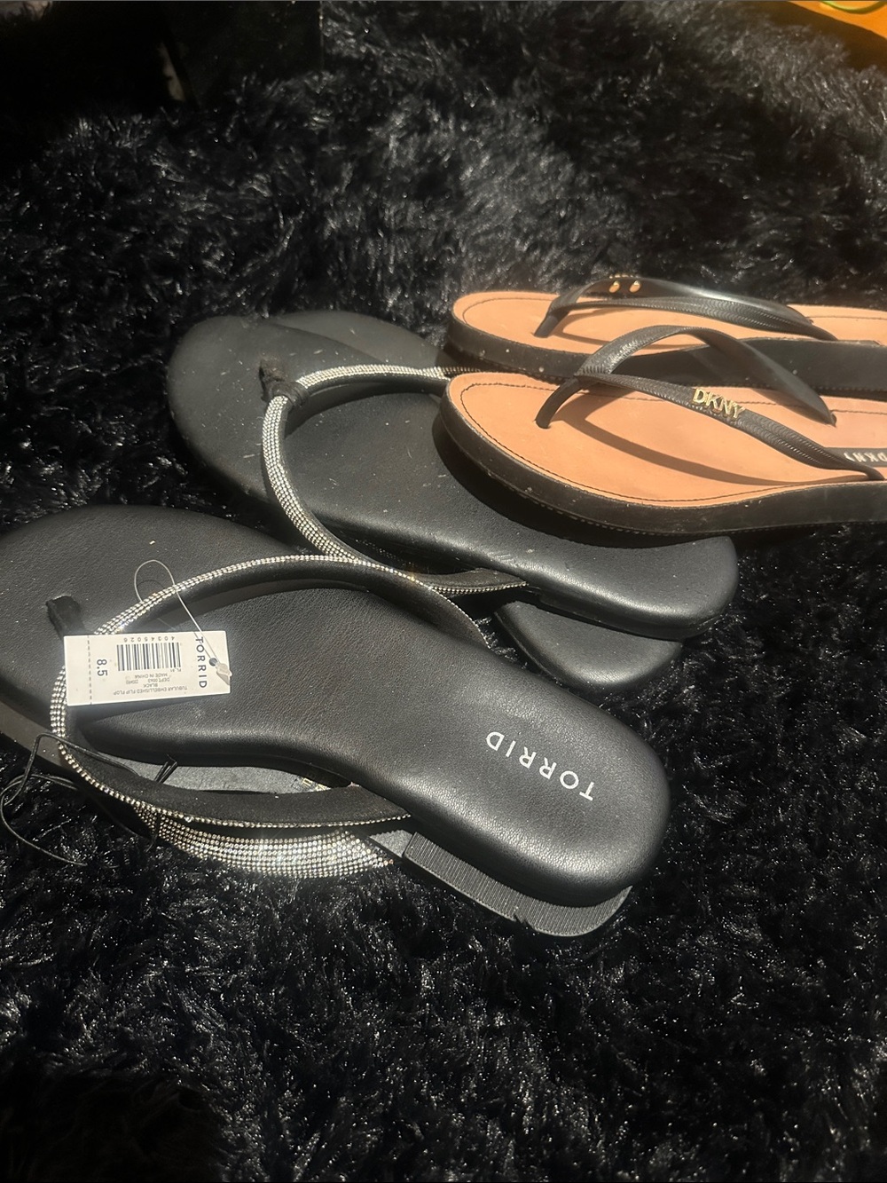 Torrid Black Rhinestone Strap Flip Flop Sandals - Torrid /dkny flip flop bundle